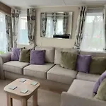 Lagooncombe, Modern And Cosy Tatil Evi *