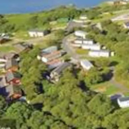 Lagooncombe, Modern And Cosy ミロム