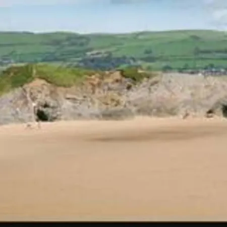 別荘 Lagooncombe, Modern And Cosy